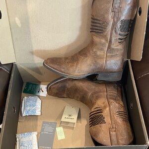 Ariat Distressed Brown Leather Boots with American flag on the side